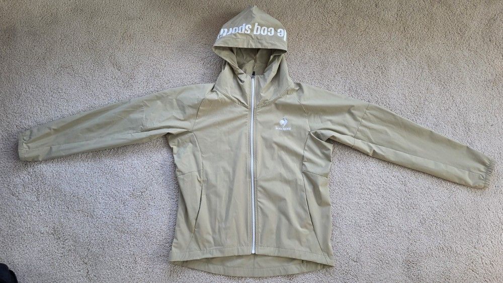 Le Coq Sportif Lightweight Polyester Windbreaker Jacket Womens Size Medium Beige Color