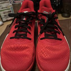 Nike Kobe Lows Men’s Size 8.5 