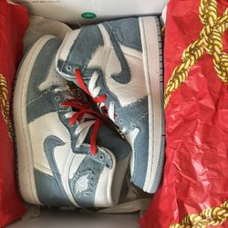 Women’s Size 8 Retro Air Jordan’s 