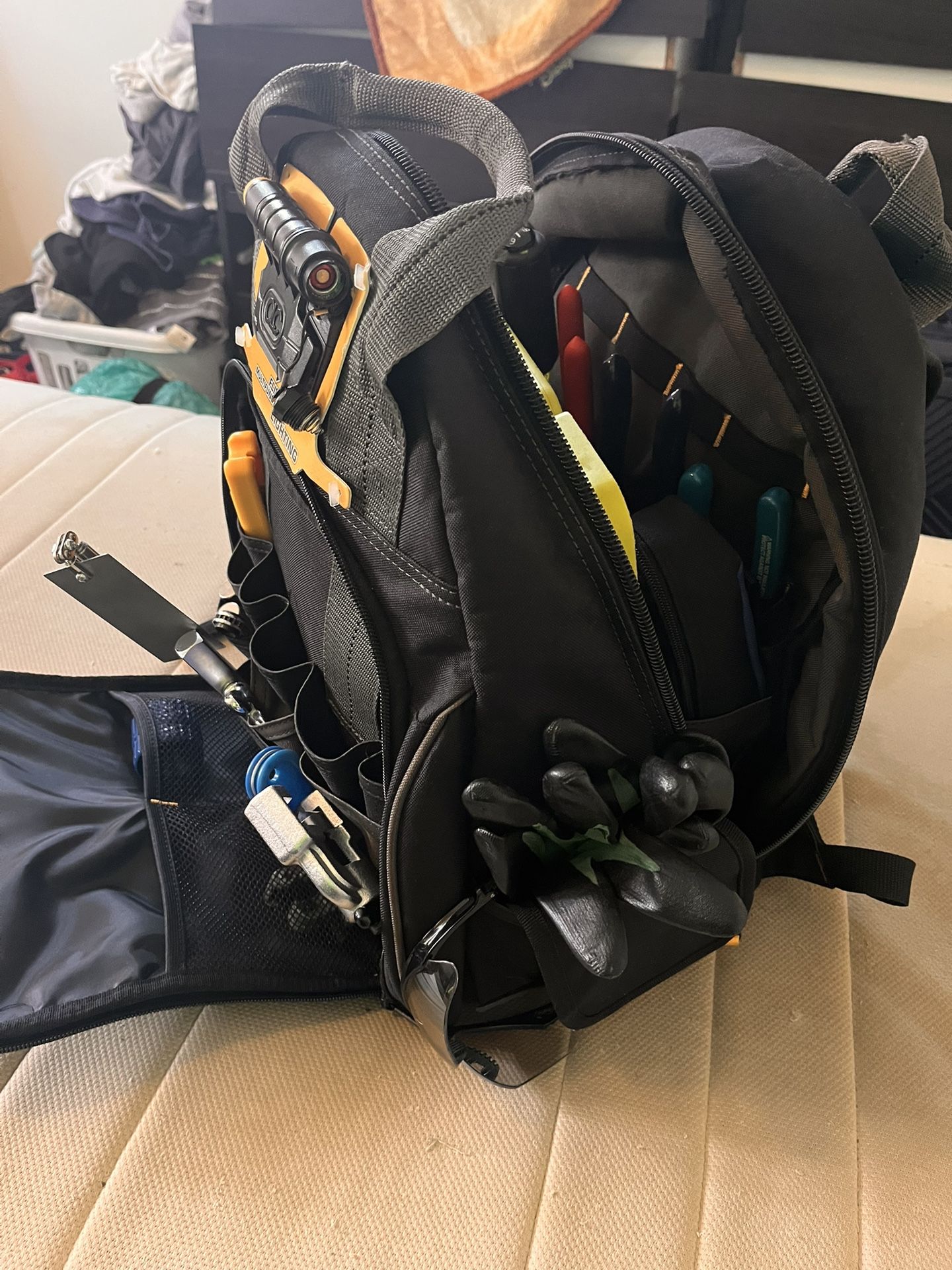 CLC L255 53-Pocket Tech Gear Lighted Backpack