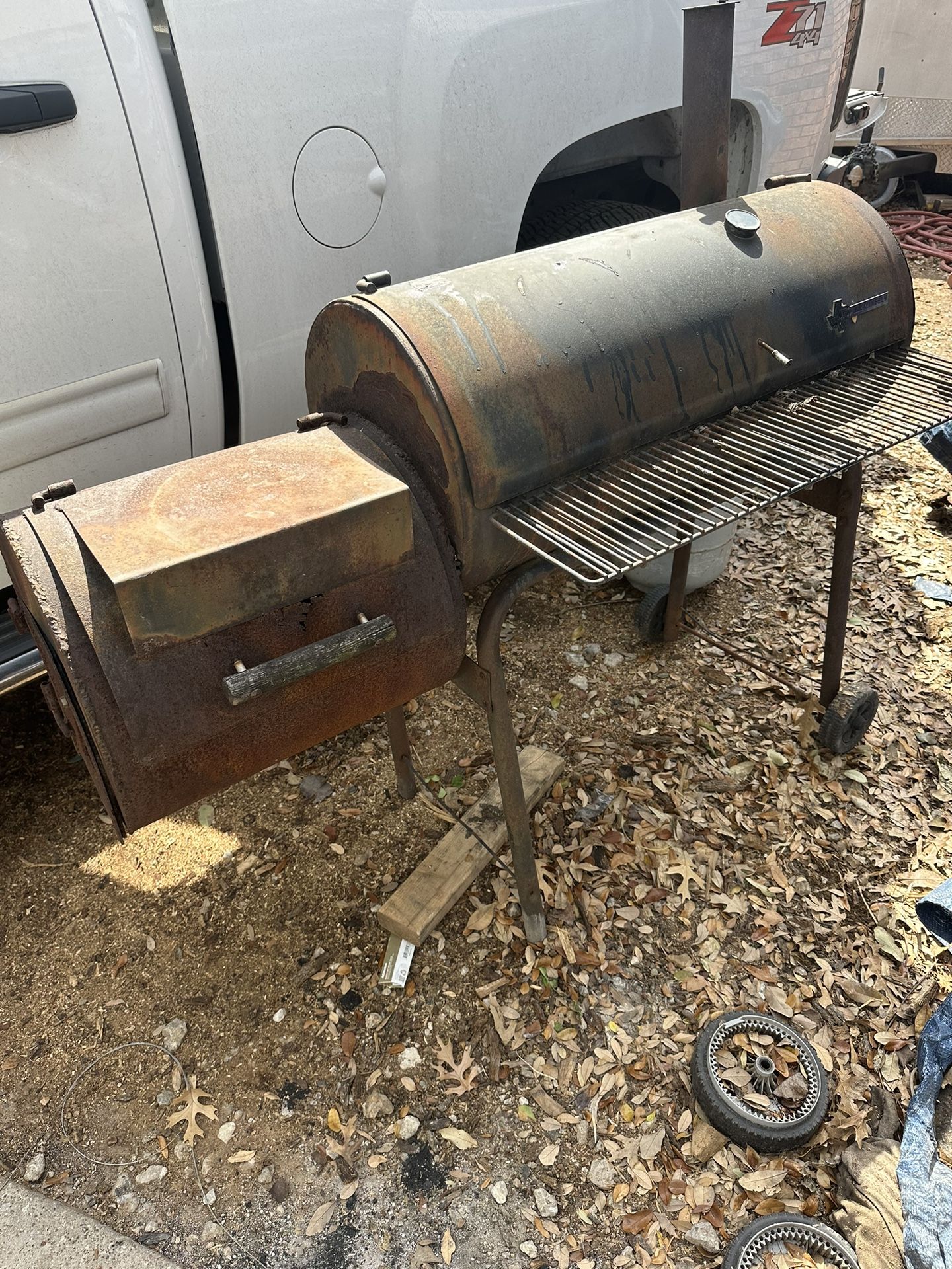 Grill Smoker—Rust Hole On Smoker Side Lid—Needs Work!!!