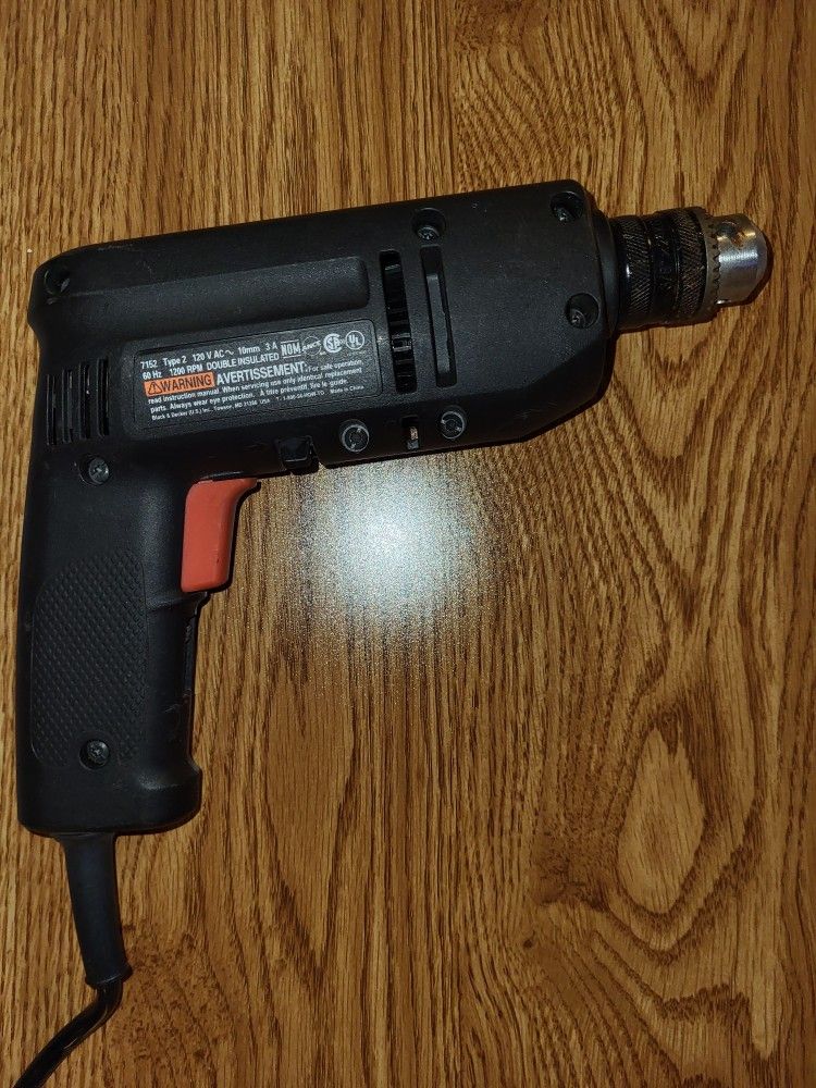 Black & DECKER