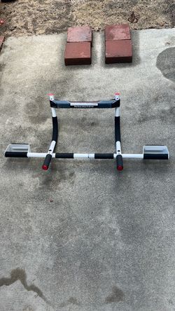Pull up bar