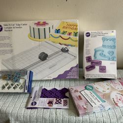 Cake Decorating Tools 