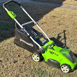 Greenworks 40 Volt 16" PUSH Lawnmower  W/Bag 