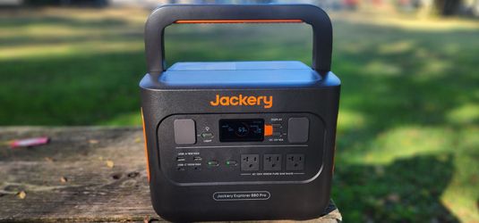 Jackery Explorer 880 Pro  V2