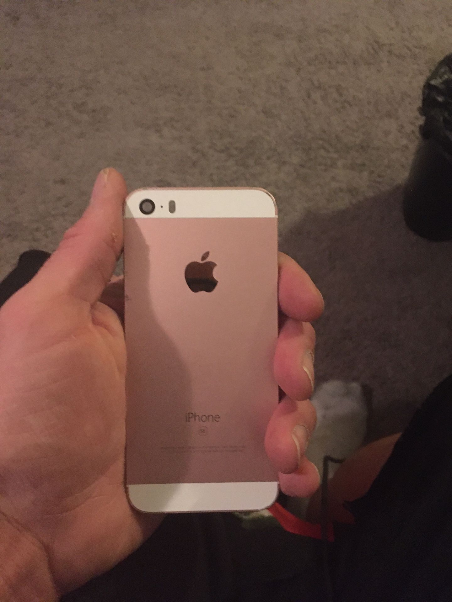 Unlocked iPhone SE 128 GB. Sale Ends Jan 16th Daylight.