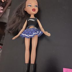 2001 Funk Out Yasmin Bratz Doll