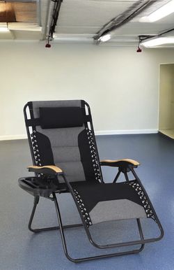 Syril Reclining Zero Gravity Chair with Cushion