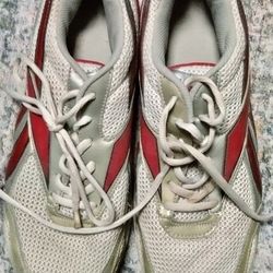 Reebok Walking Shoes 