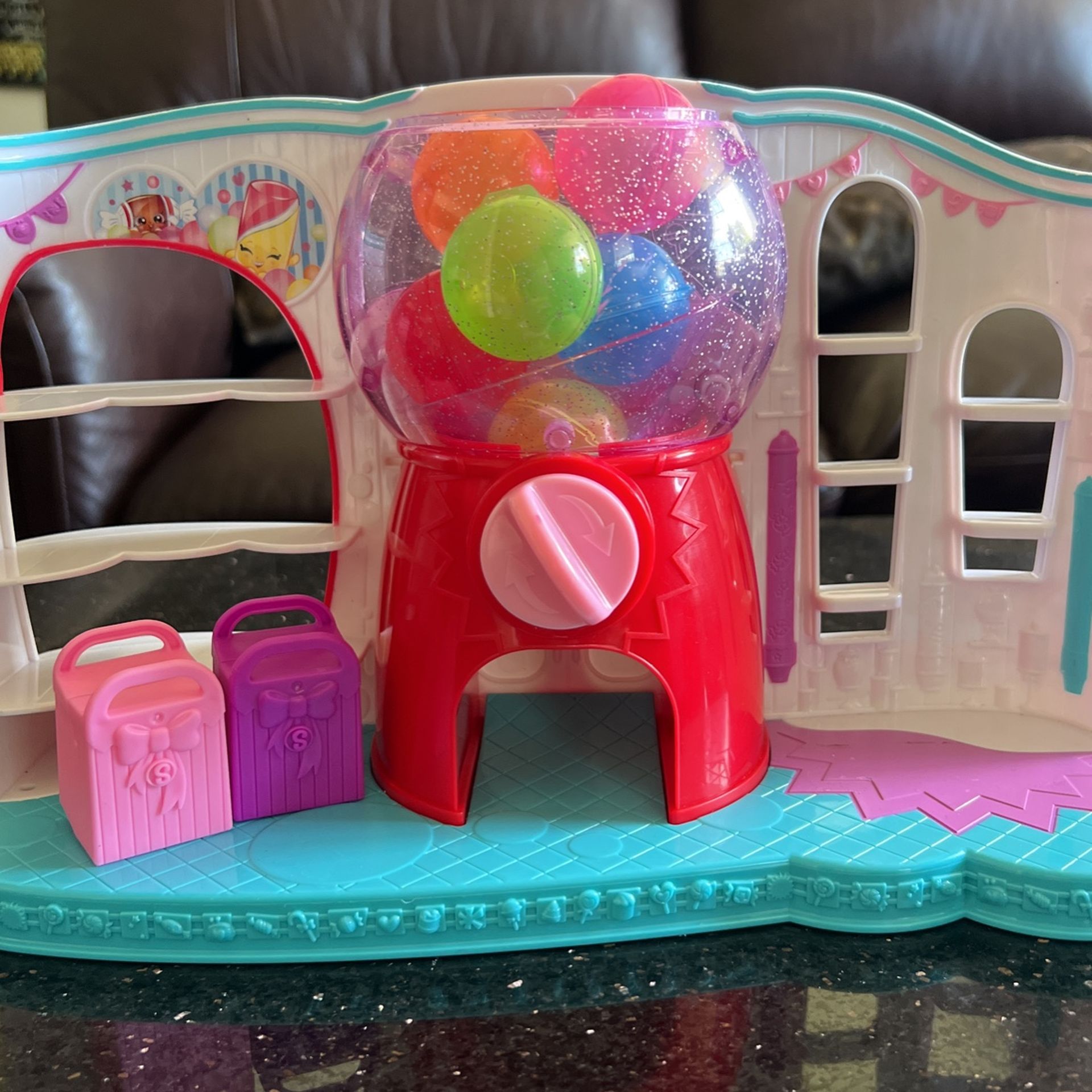 Shopkins Sweet Spot Gumball Machine