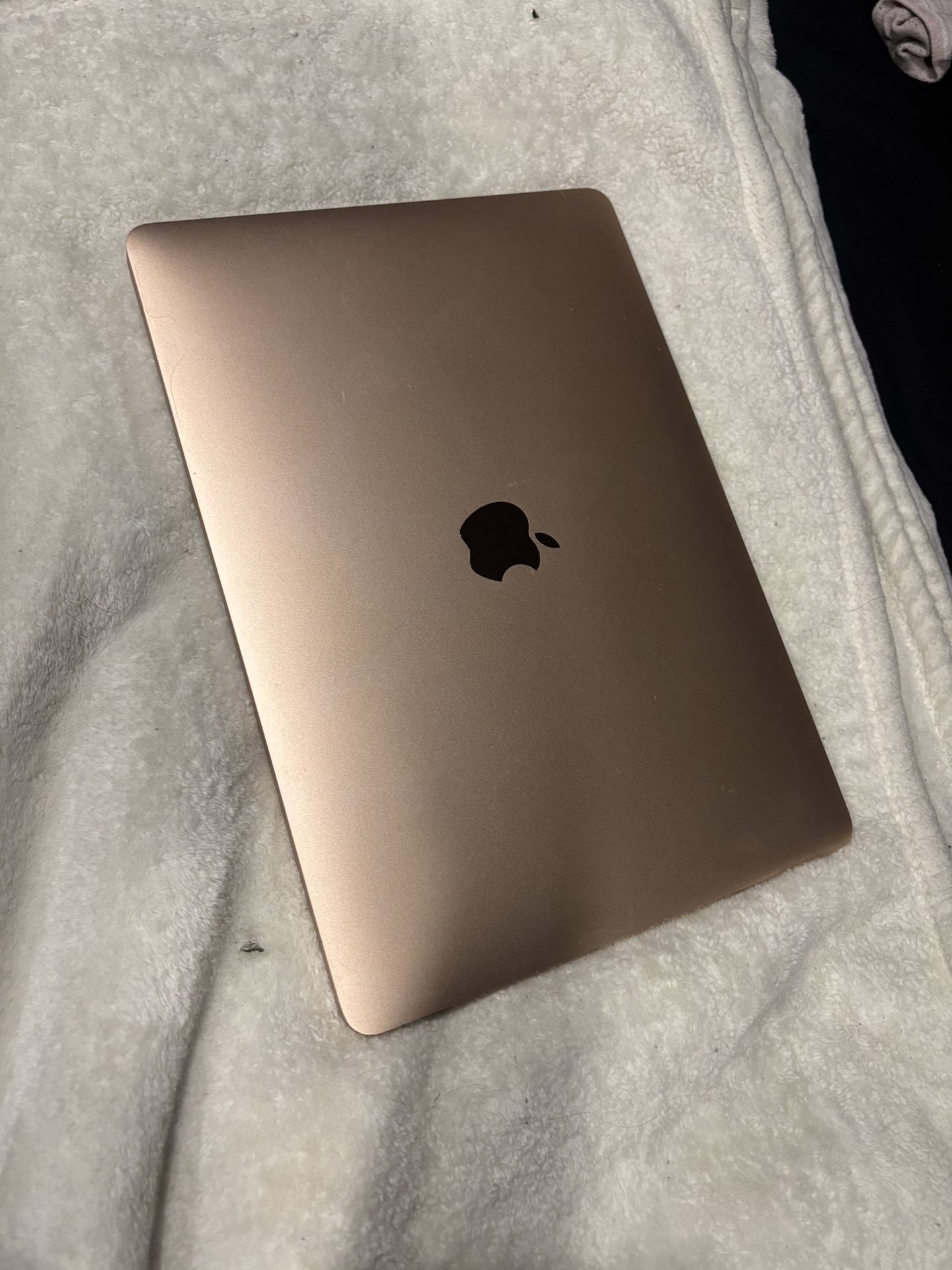MacBook Air Ventura 13.5