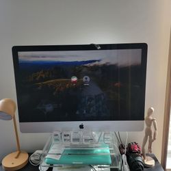 Apple iMac Desktop Computer: 27 Inch Screen 2020