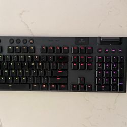 Logitech G915 WIRELESS KEYBOARD(CLICKY)