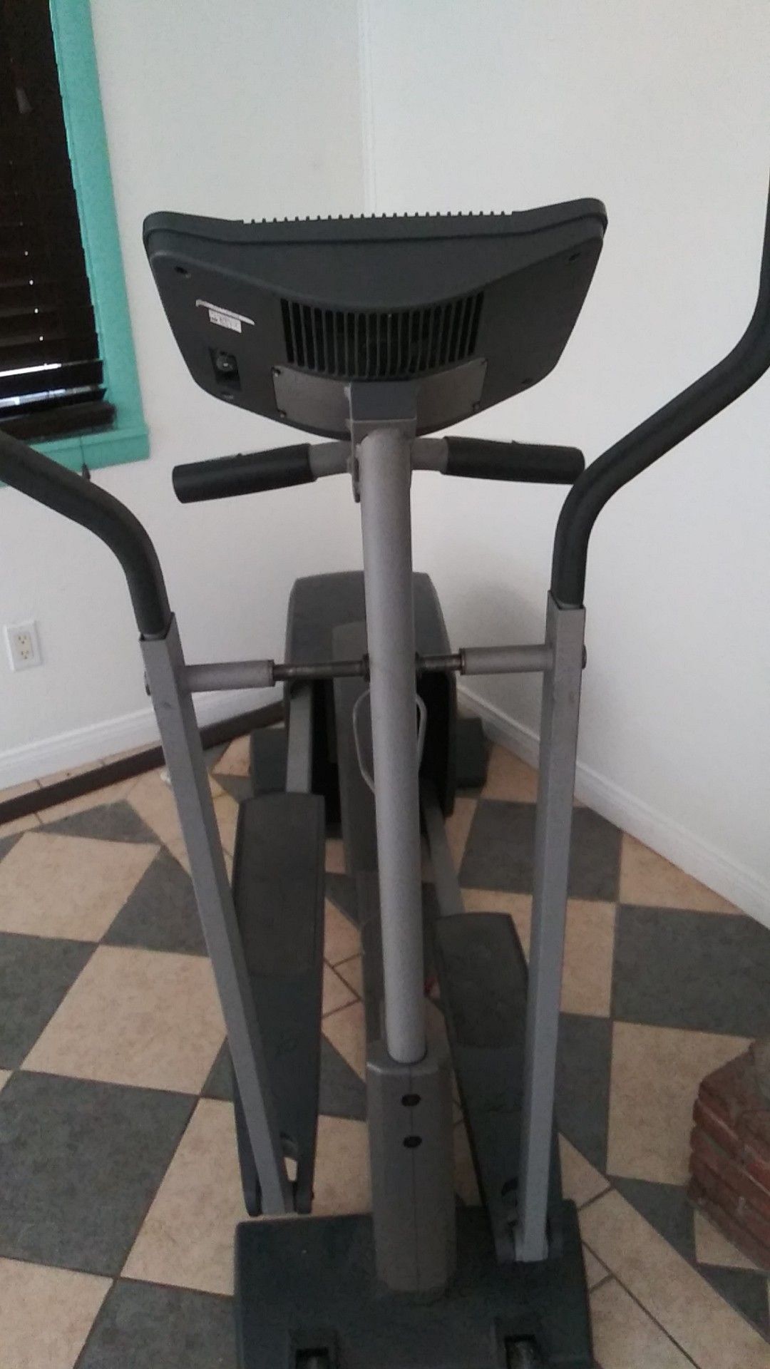 Elliptical Nordictrack CX 938 Exercise machine for Sale in Hesperia, CA