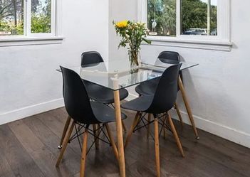 Dinning table