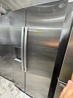 GE Stainless Steel Side-by-Side Refrigerator