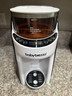 Baby Breeza Formula Pro Advanced Baby Formula Dispenser