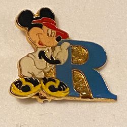 Vintage Disneyland Disney Resort Mickey R Brooch Disneyana Jewelry Metal USED