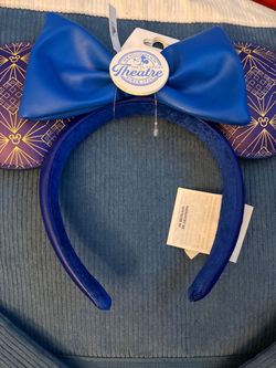 Disney El Capitan theater D23 Minnie ears rare