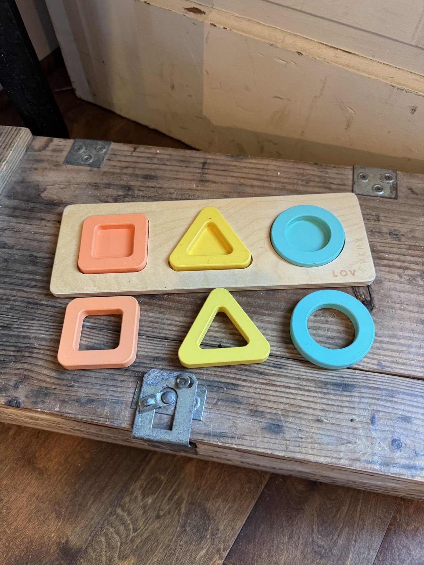 Lovevery Color Shapes Puzzle.