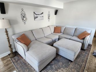 Sectional Couch With Storage Ottoman