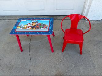 Mesa y silla