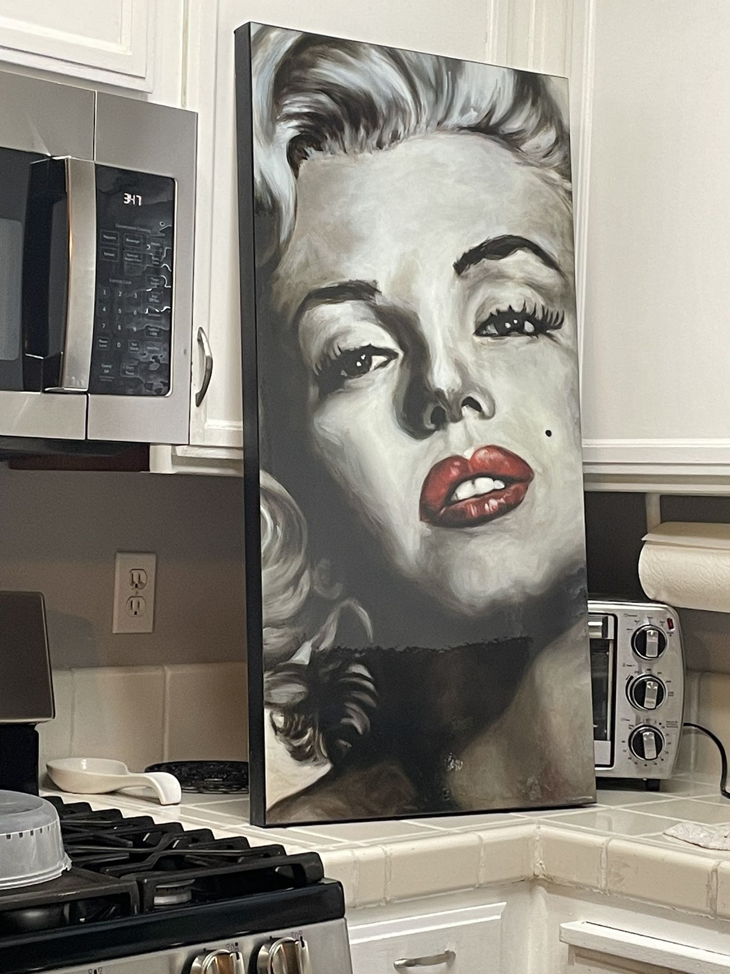 Marilyn Monroe canvas Art Print By Frank Ritter