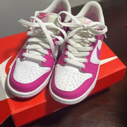 Nike Dunk Low