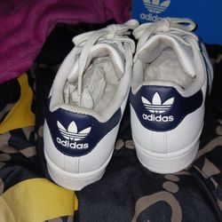 Adidas Men's Size 7
