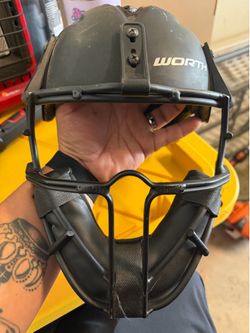 Worth  softball mask