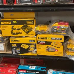 Dewalt  Batteries. Dewalt Starter Kit, Flex Volt Batterie,bag