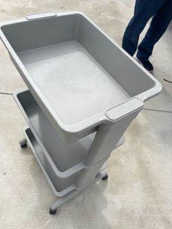 Plastic tray.   Great condition