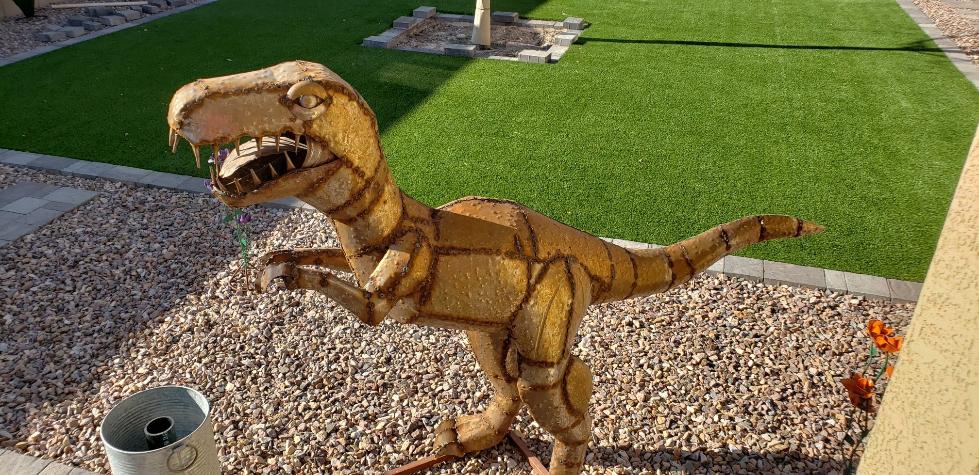 Metal Dinosaur - Yard Decoration