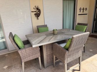 Outdoor patio table and chairs