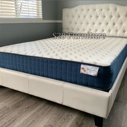 Full White Crystal Button Bed 