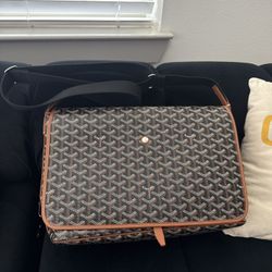 Goyard Cross Body Messenger