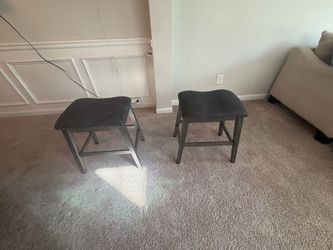 Set of 2 Pub style bar stools