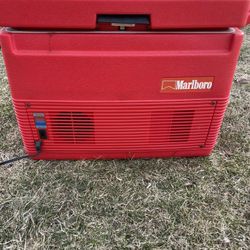 Vintage 1995 Marlboro Coleman Portable Electric Cooler Heater Car Plug 12V 40 Qt