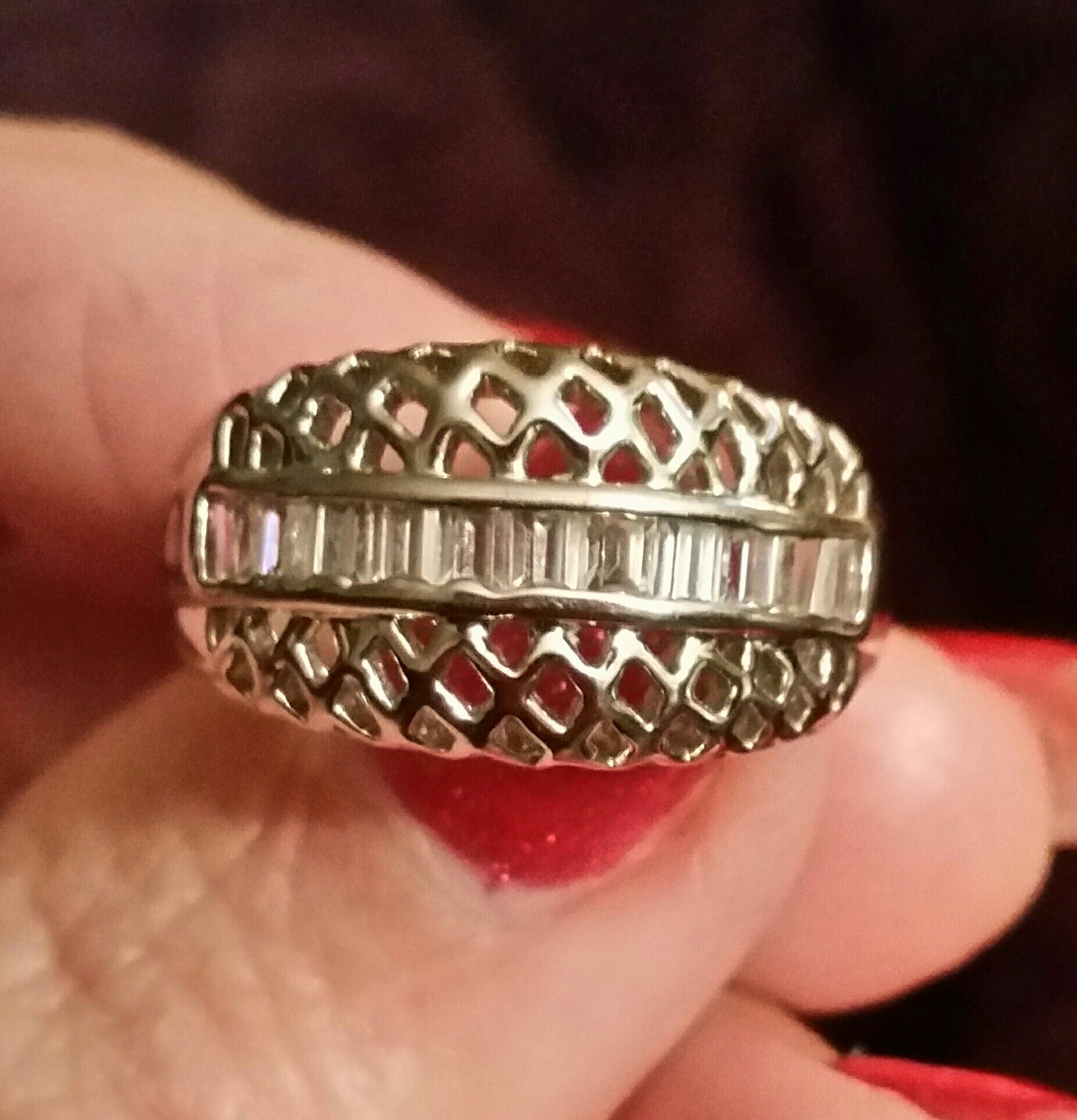 Silver plated ring with gems