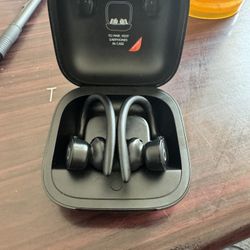 Power Beats Pros Totally Wireless Earbuds Black 