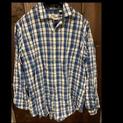 EUC Van Heusen Slim Fit XL 17-17.5 button down casual dress shirt blue plaid 