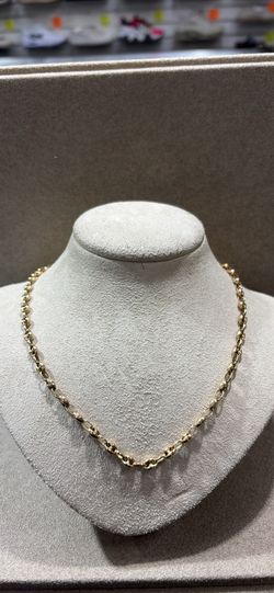 Gold Gucci Puff Chain 