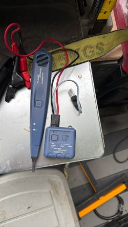 Fluke Networks Pro3000 Tone & Probe Kit - Wire Tracer