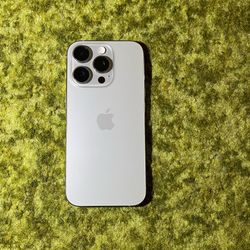iPhone 16 Pro | 128GB | Natural Titanium | Factory Unlocked