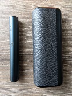 IQOS Iluma Prime Navy Blue Device - Holder & Pocket Charger - Used, Tested Working