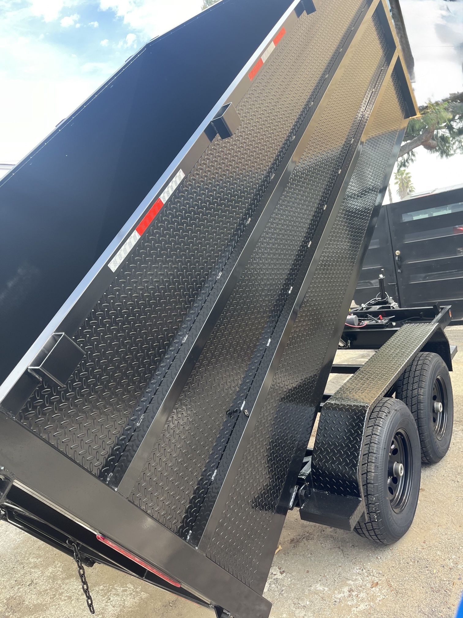 Hydraulic Dump Trailer with Diamond Walls 💎