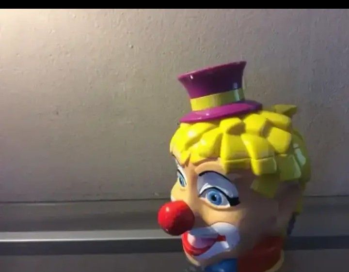 Ringling Brothers Barnum Bailey Circus Clown Mug w Hat Flip Open Lid 2001..... CHECK OUT MY PAGE FOR MORE ITEMS