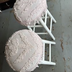 Stool, round stools with white fabric top 29”tall And 14” Around, 2 bar stools chairs 