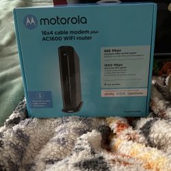 Motorola MG7540 16x4 Cable modem 